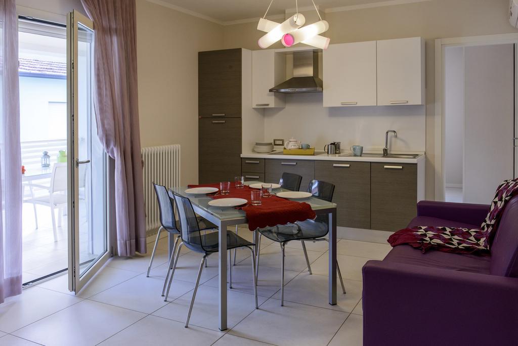 Residence Millecento Cesenatico Bilik gambar