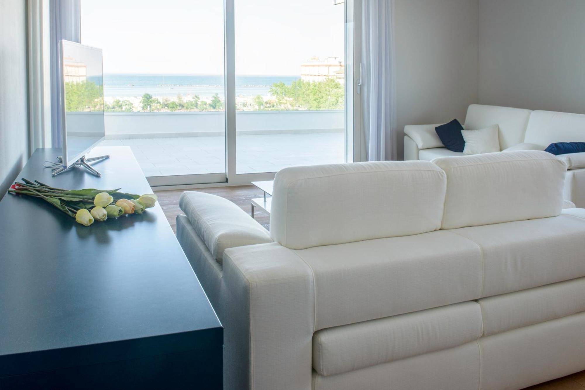 Residence Millecento Cesenatico Luaran gambar