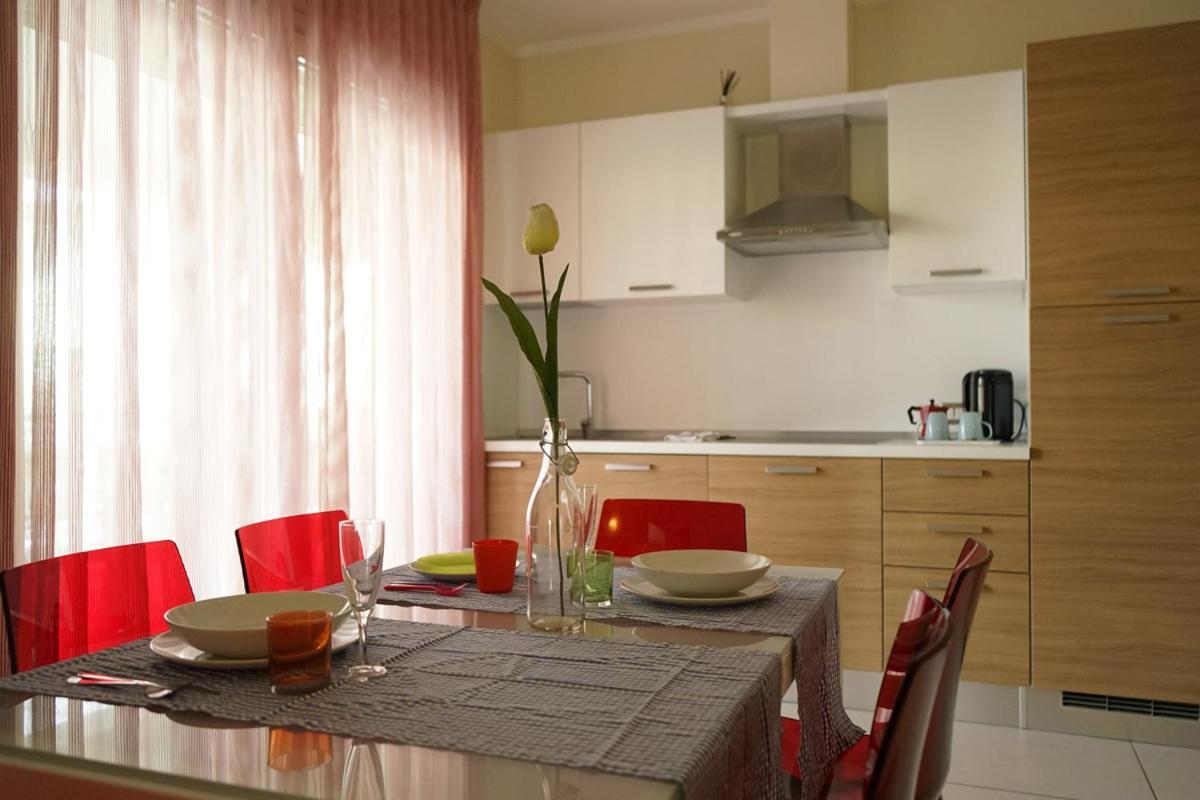Residence Millecento Cesenatico Luaran gambar