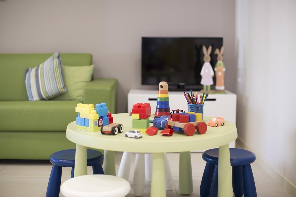 Residence Millecento Cesenatico Luaran gambar