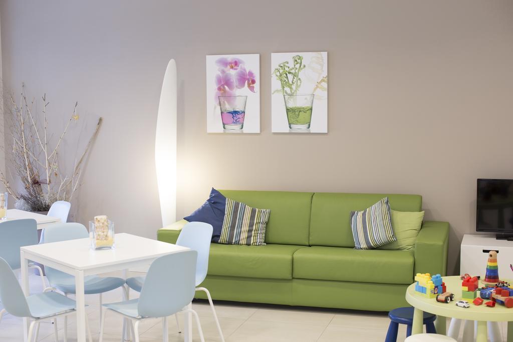 Residence Millecento Cesenatico Luaran gambar