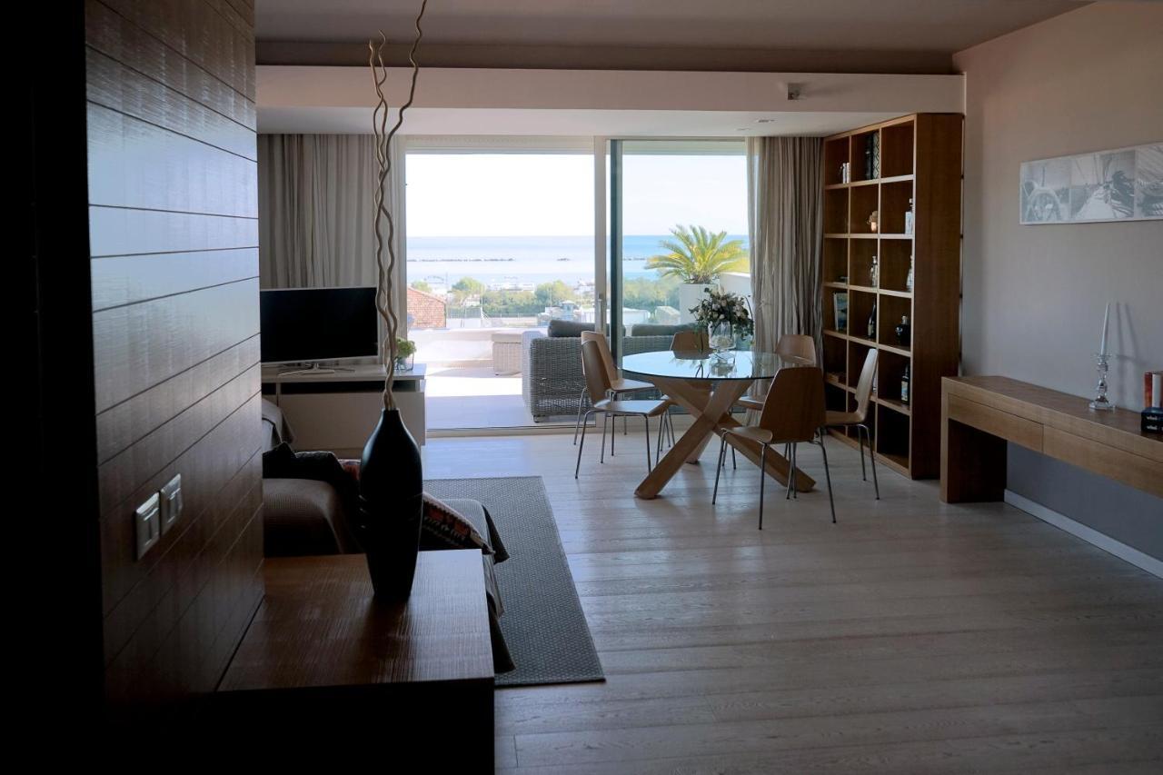 Residence Millecento Cesenatico Luaran gambar