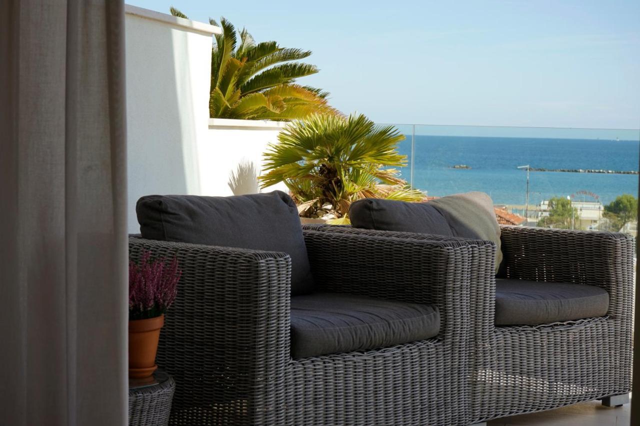 Residence Millecento Cesenatico Luaran gambar